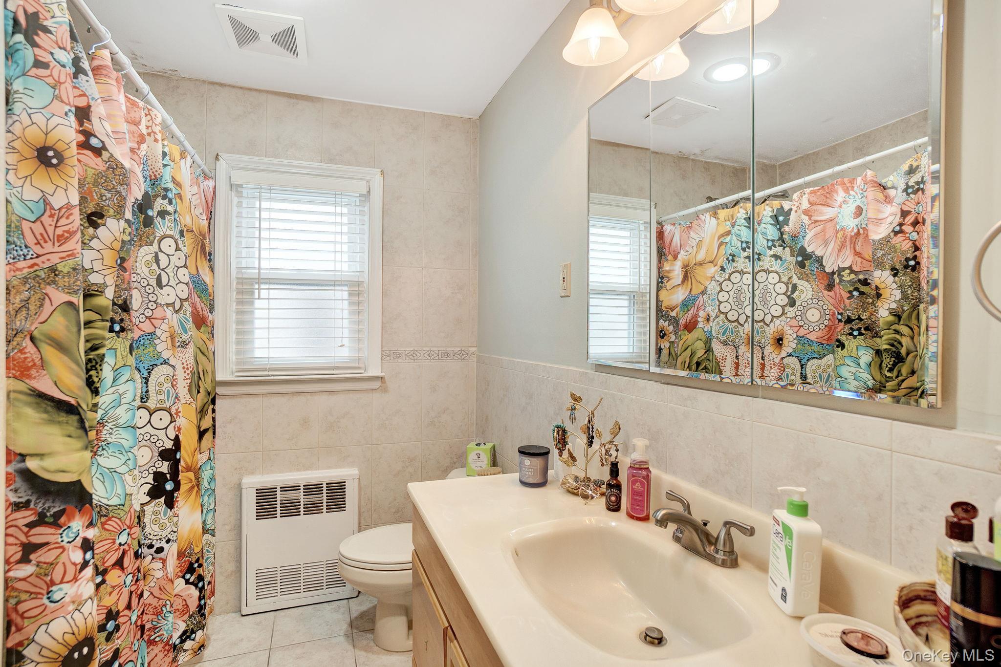 35 Gibson Boulevard, Valley Stream, NY 11581