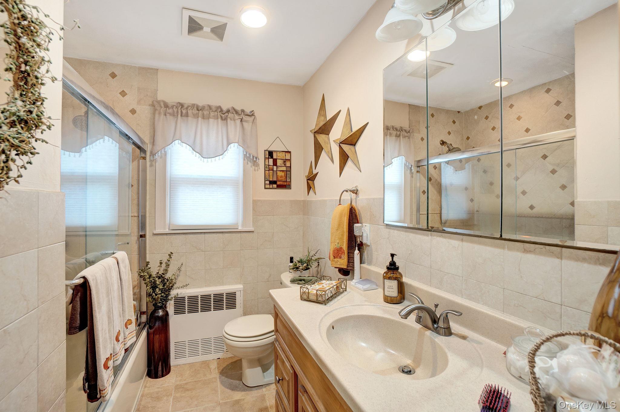 35 Gibson Boulevard, Valley Stream, NY 11581