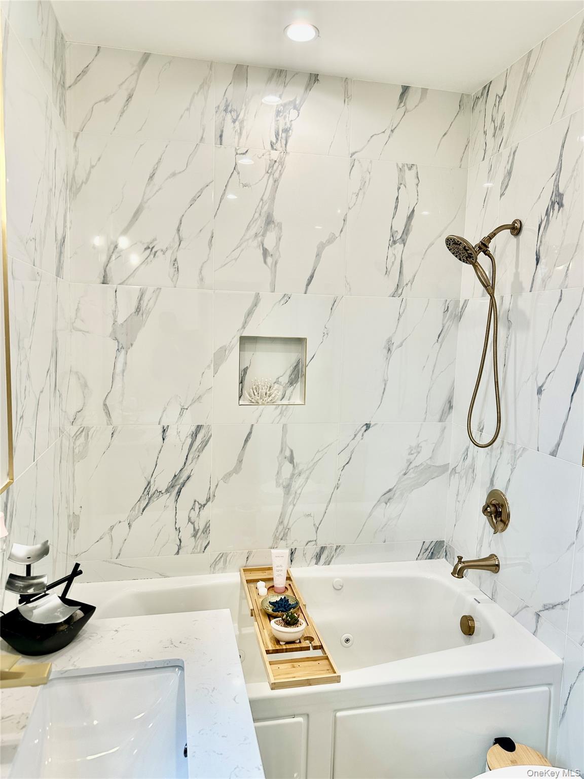 50 Picadilly Circle, Rock Hill, NY 12775