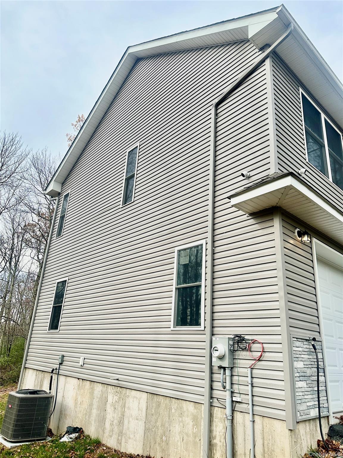 50 Picadilly Circle, Rock Hill, NY 12775