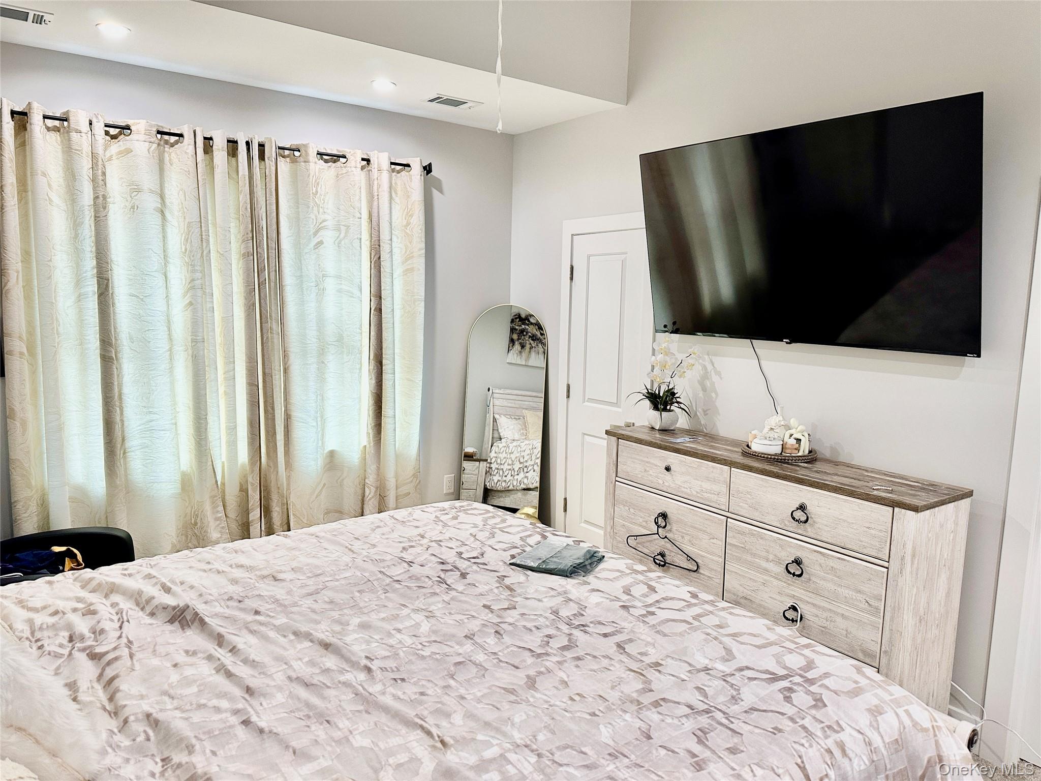 50 Picadilly Circle, Rock Hill, NY 12775