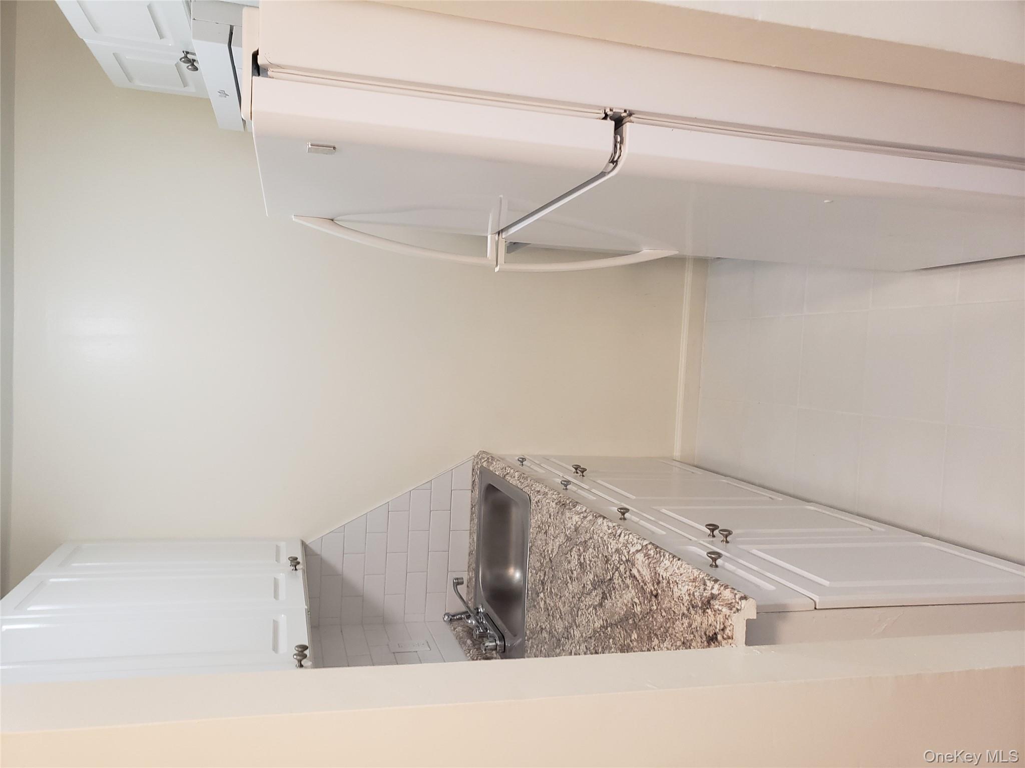 345 Benham Ave, Bridgeport, CT 06604