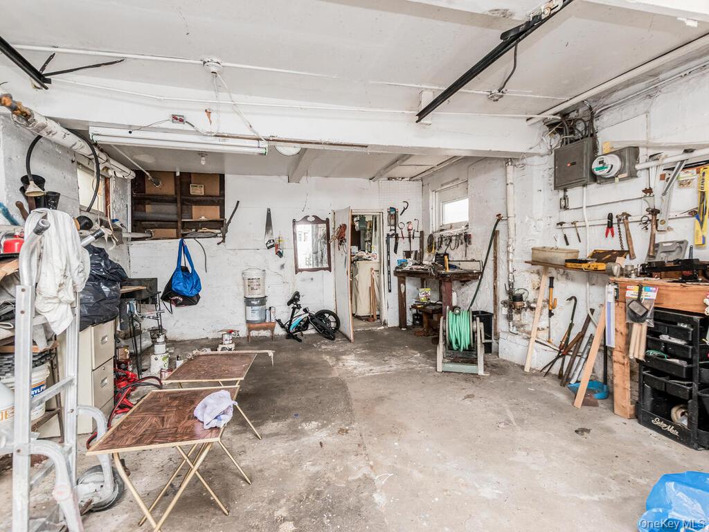 354 Thieriot Avenue, Bronx, NY 10473