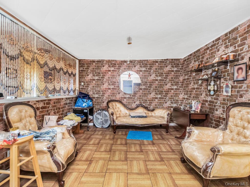 354 Thieriot Avenue, Bronx, NY 10473