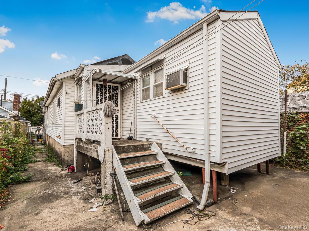 354 Thieriot Avenue, Bronx, NY 10473