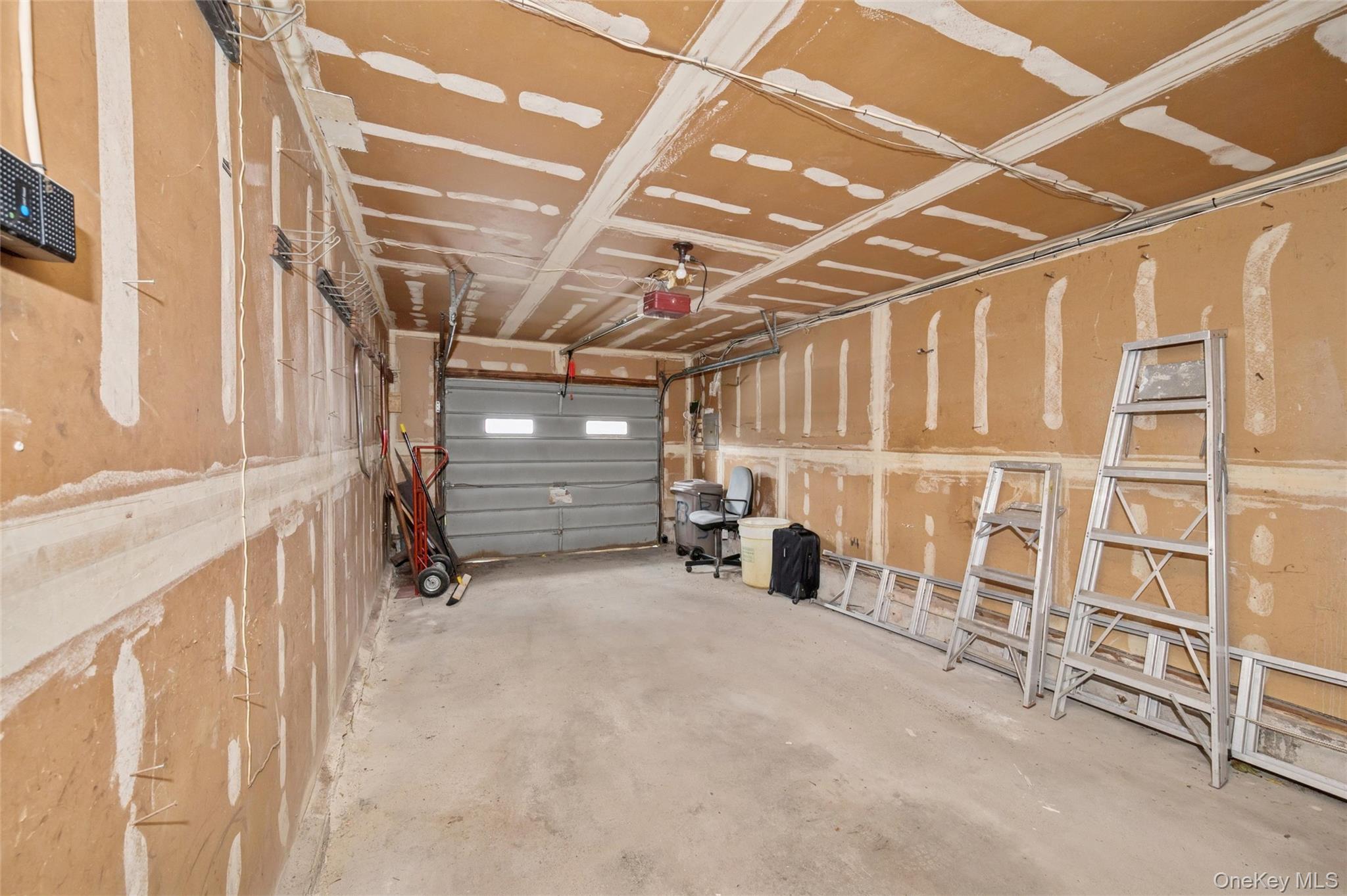 33 Grove Street, Hicksville, NY 11801