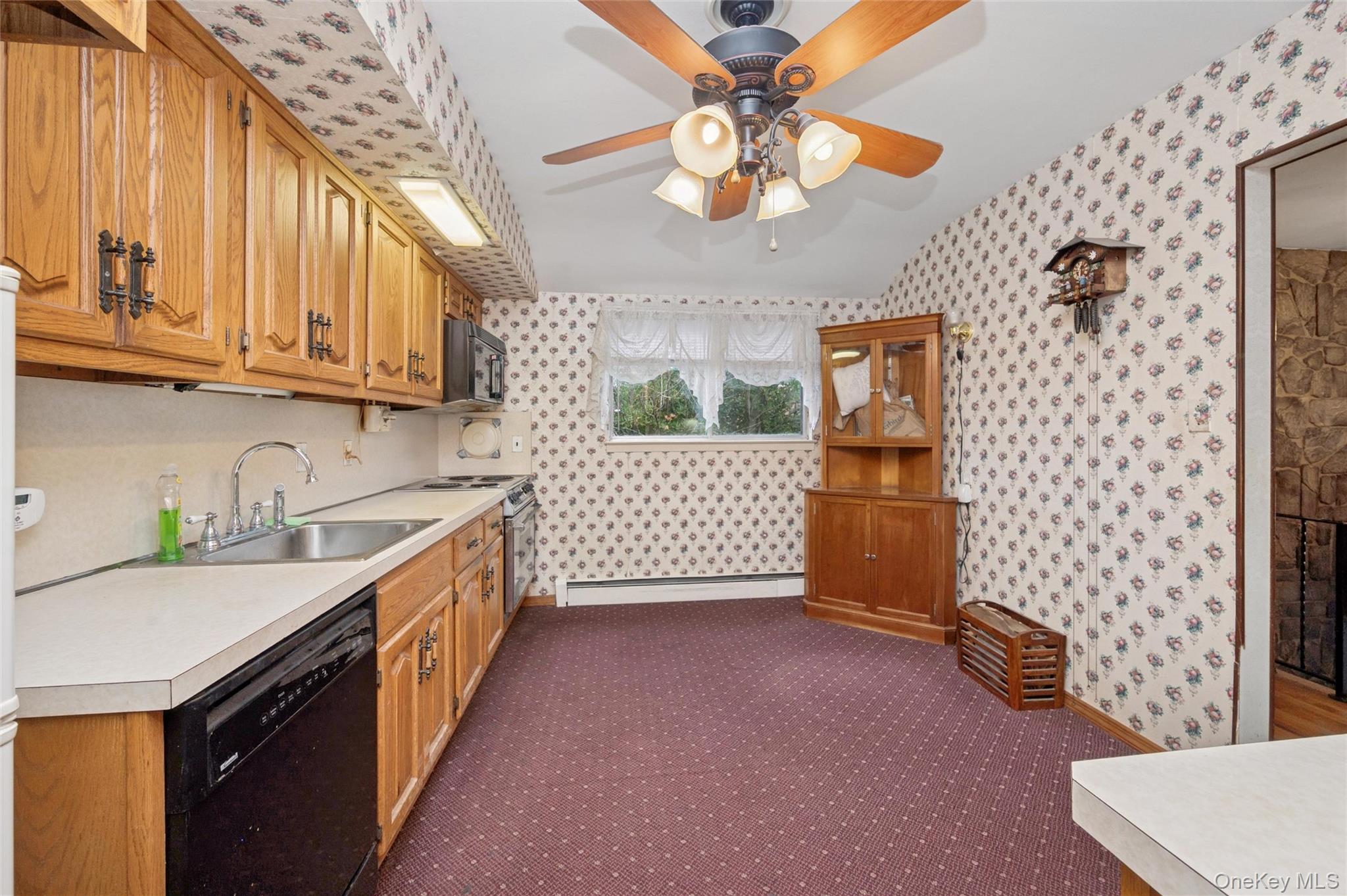 33 Grove Street, Hicksville, NY 11801