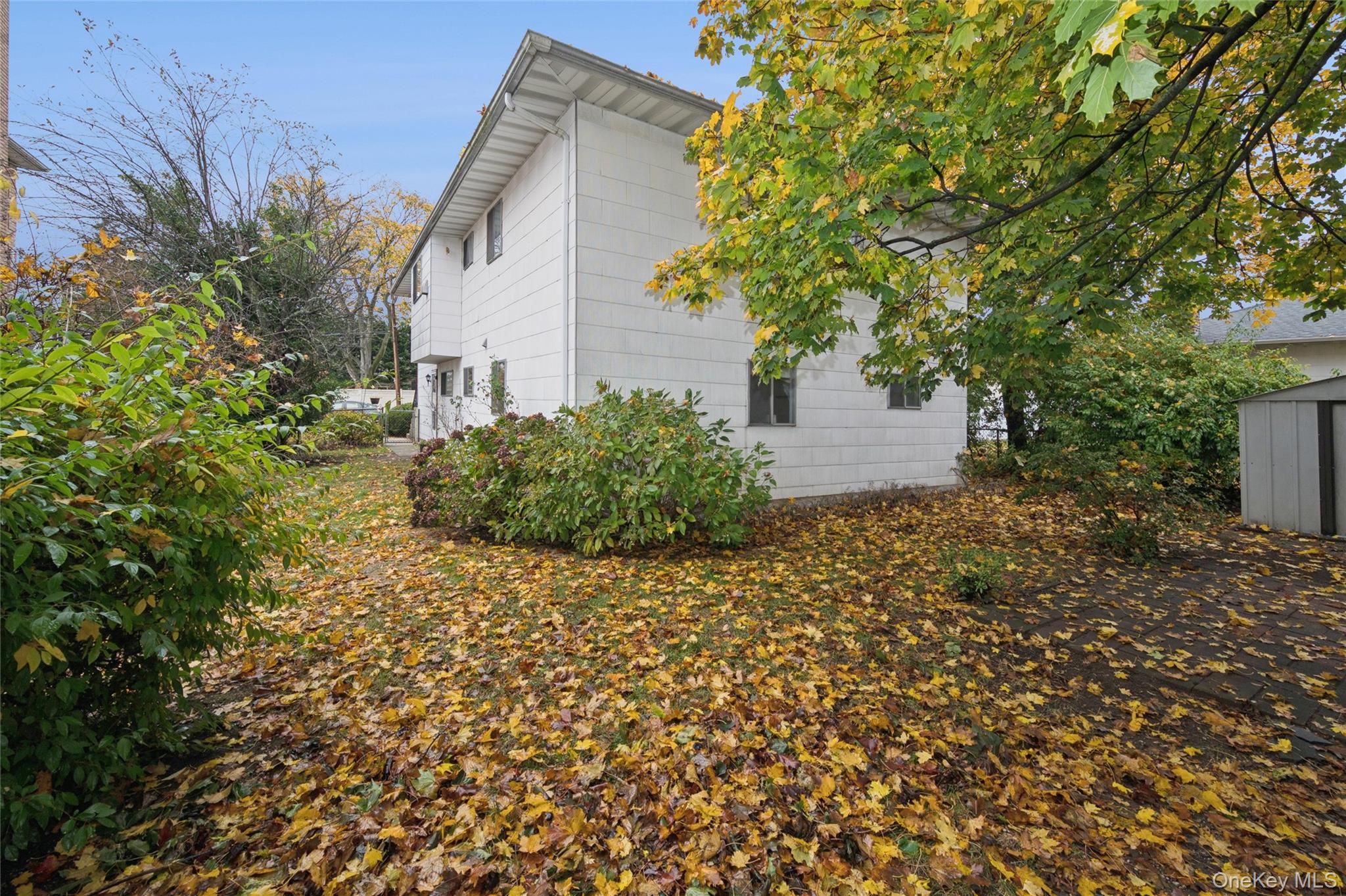 33 Grove Street, Hicksville, NY 11801