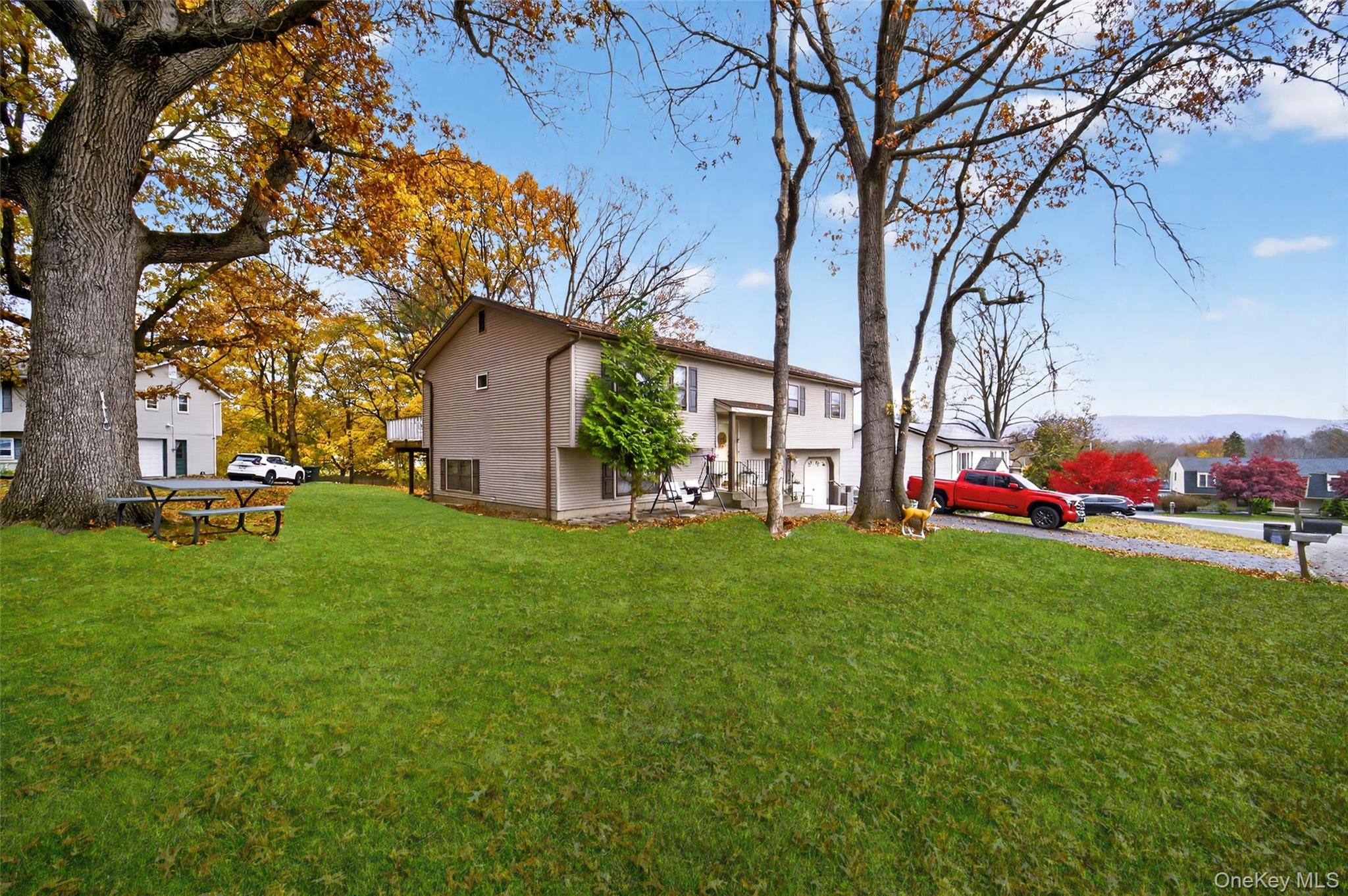 404 Carlton Circle, New Windsor, NY 12553