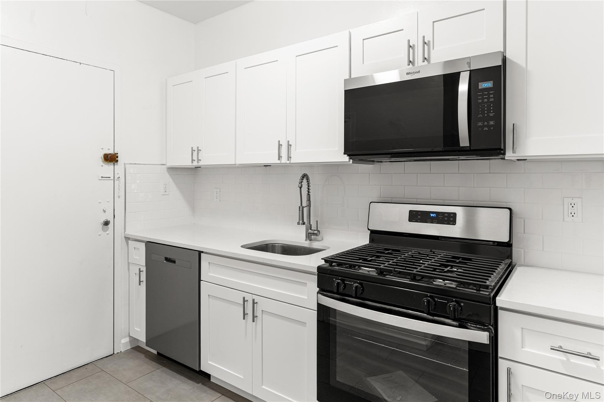 3 Fordham Hill Oval # 1G, Bronx, NY 10468