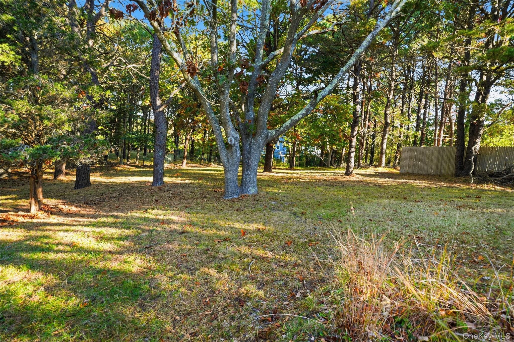 15 Club Drive, Southampton, NY 11968