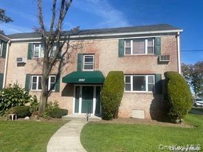 990 Fenwood # 1, Valley Stream, NY 11580