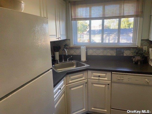 990 Fenwood # 1, Valley Stream, NY 11580