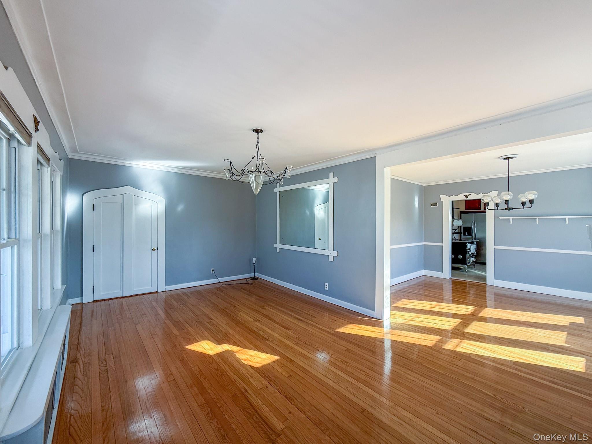 163 Shaw Avenue, Valley Stream, NY 11580