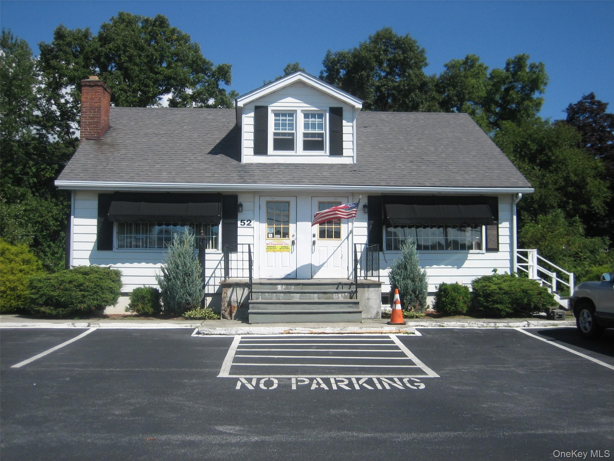 52 N Plank Road, Newburgh, NY 12550