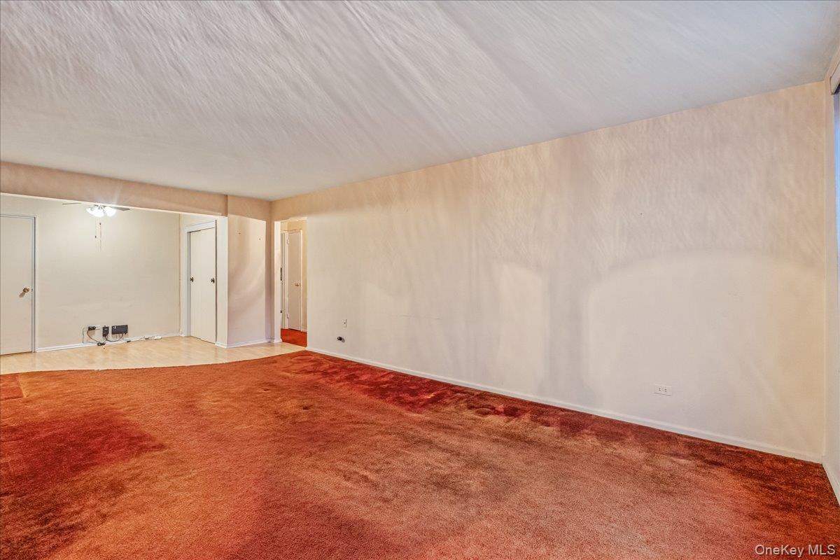 209-25 18th Avenue # 6D, Bayside, NY 11360