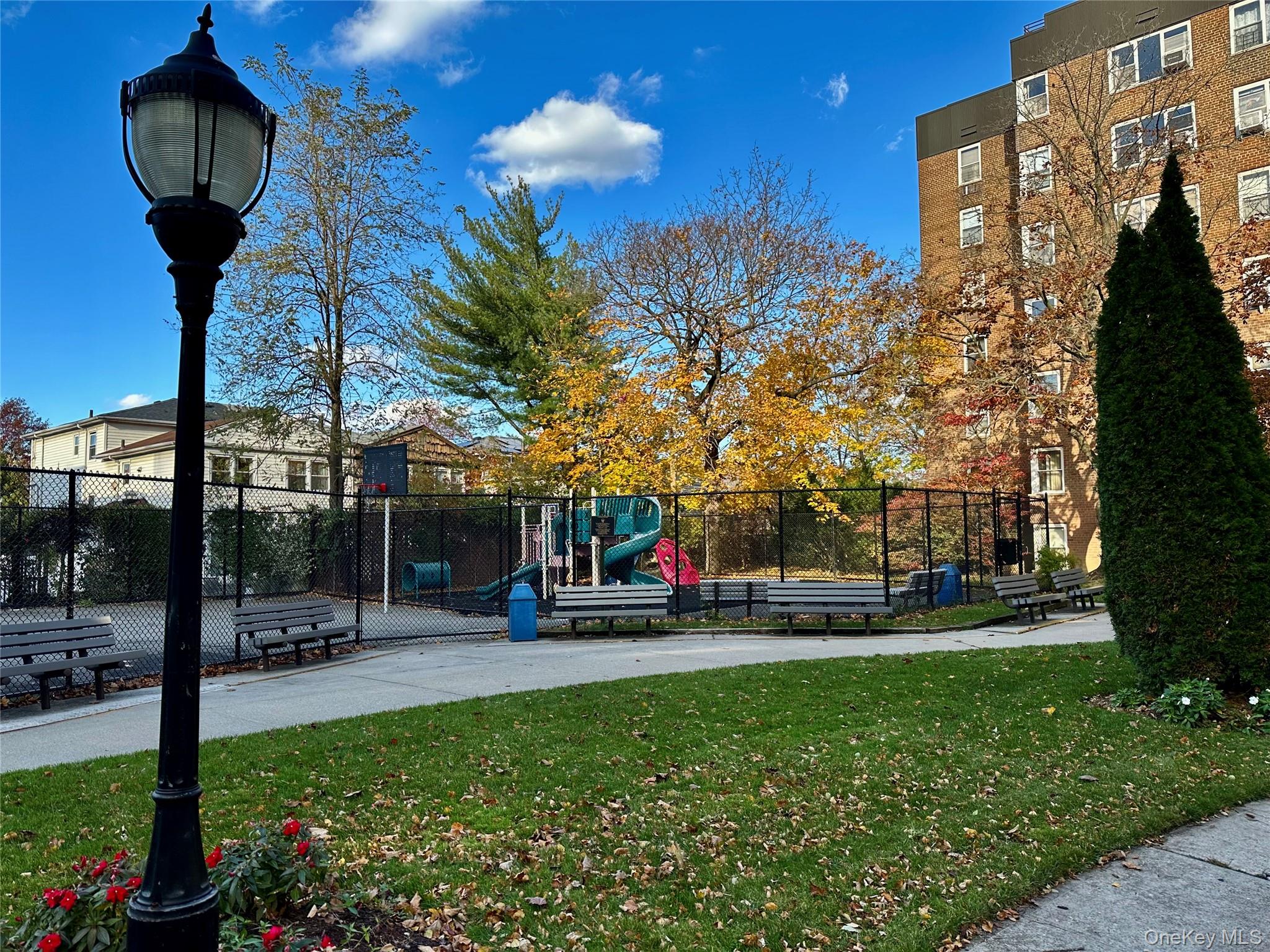 209-25 18th Avenue # 6D, Bayside, NY 11360