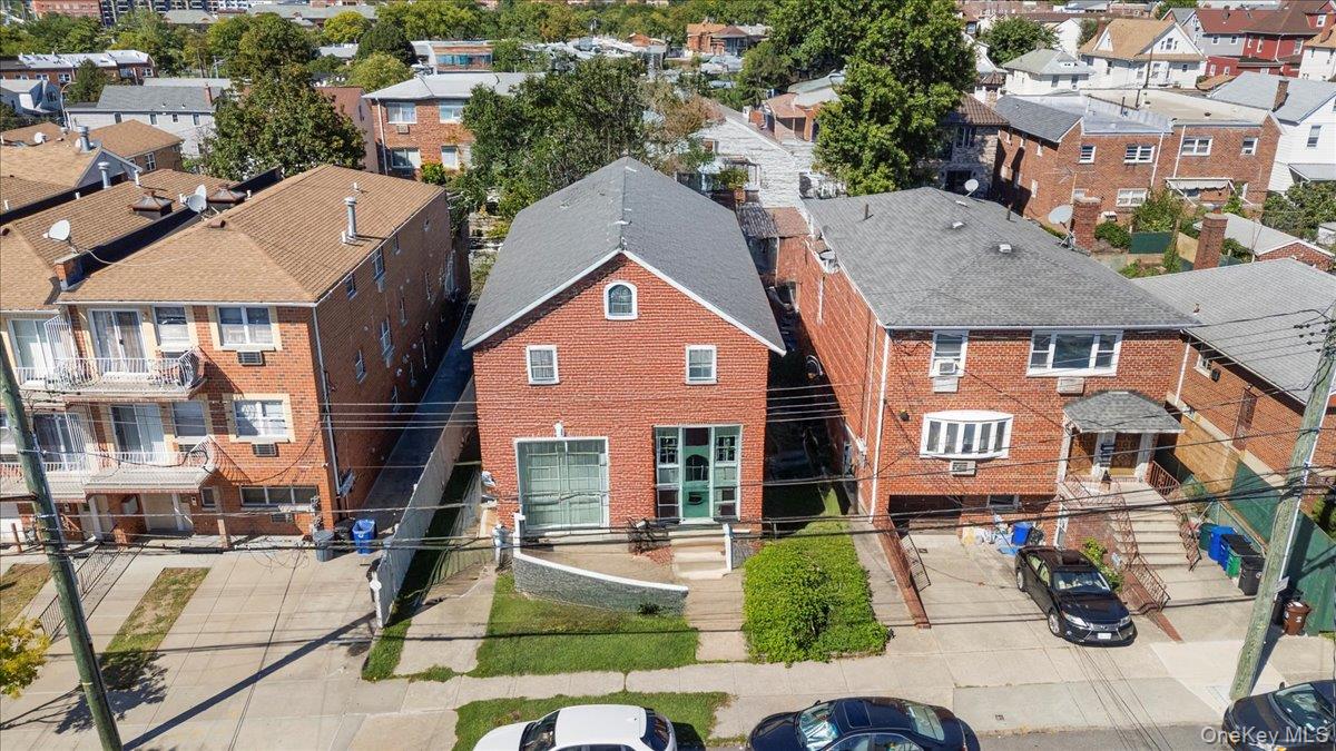 13219 58th Avenue, Flushing, NY 11355