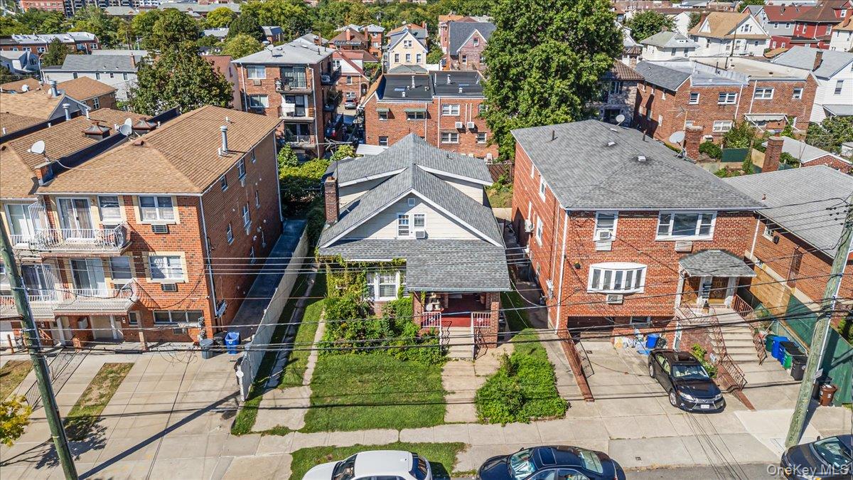 13219 58th Avenue, Flushing, NY 11355