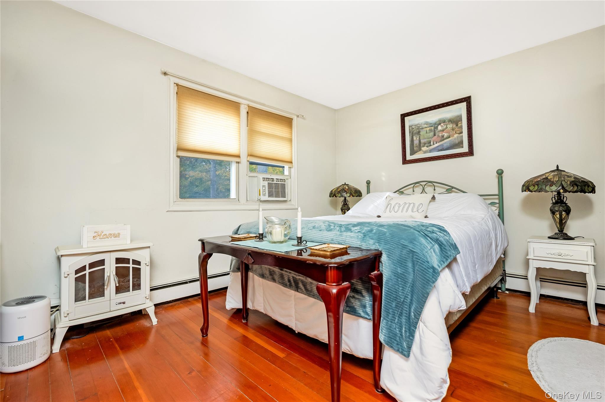 180 Lakeside Trail, Ridge, NY 11961