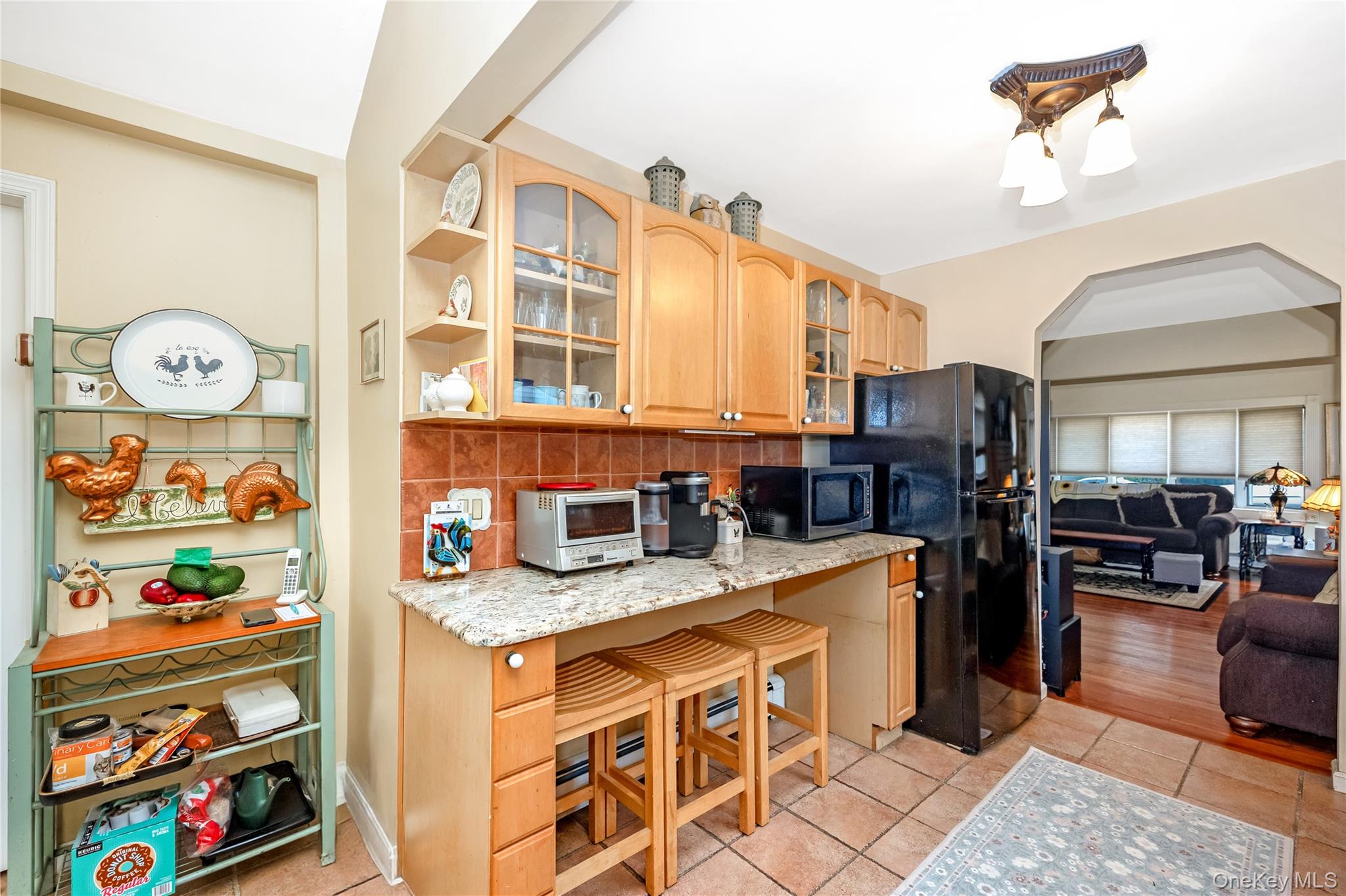 180 Lakeside Trail, Ridge, NY 11961