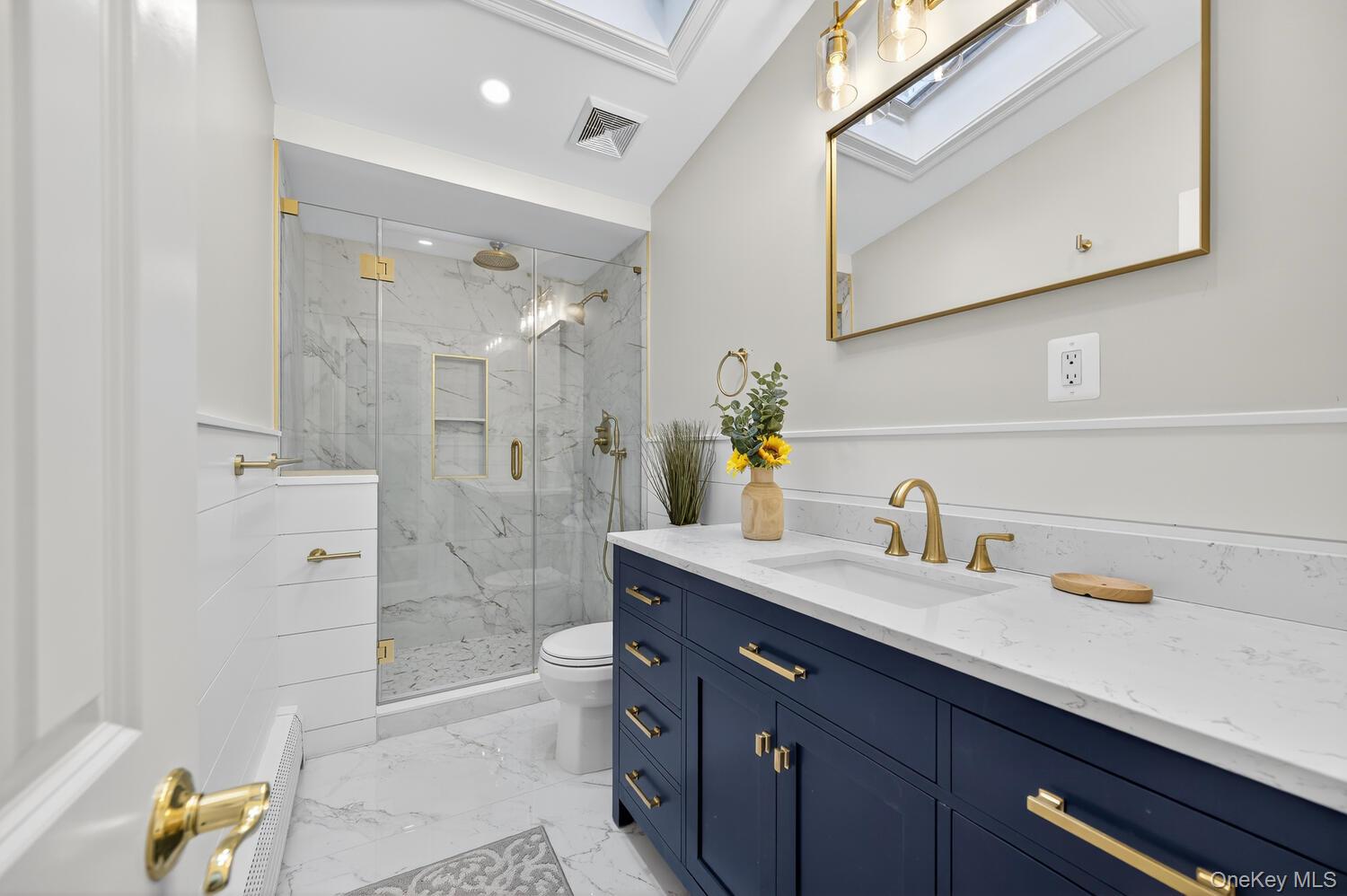 7 Claire Avenue, Huntington Station, NY 11746