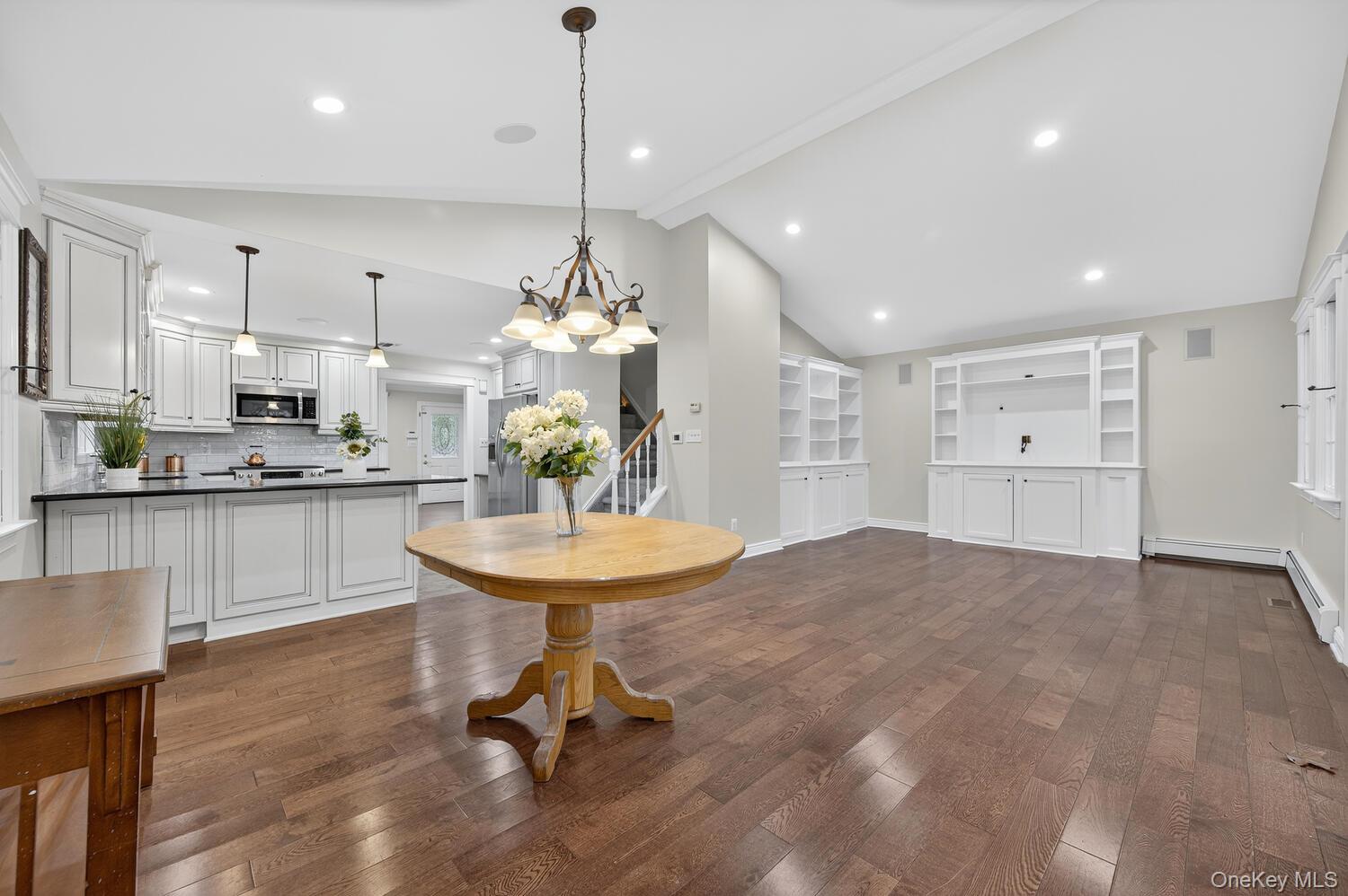 7 Claire Avenue, Huntington Station, NY 11746