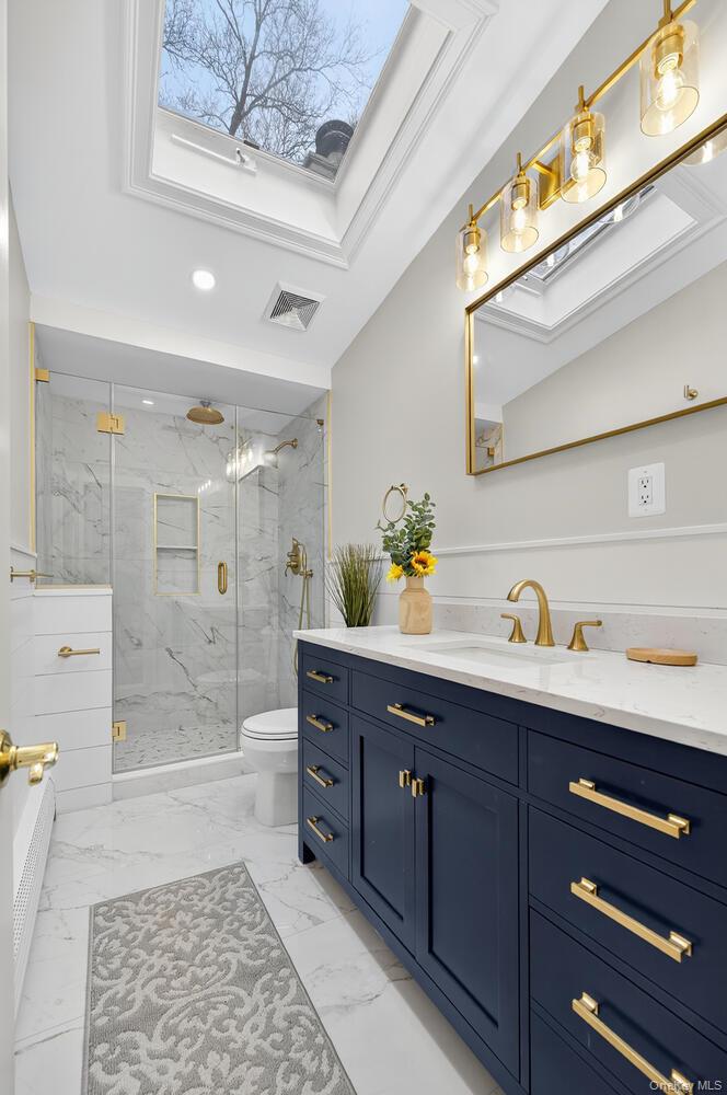 7 Claire Avenue, Huntington Station, NY 11746