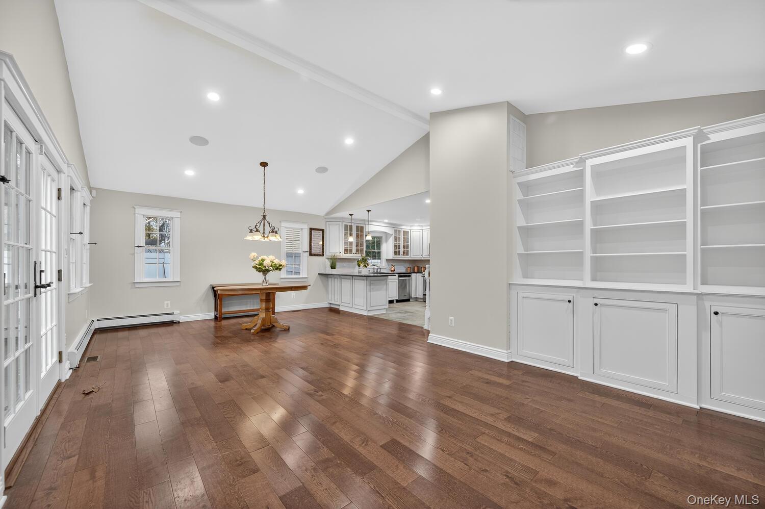 7 Claire Avenue, Huntington Station, NY 11746