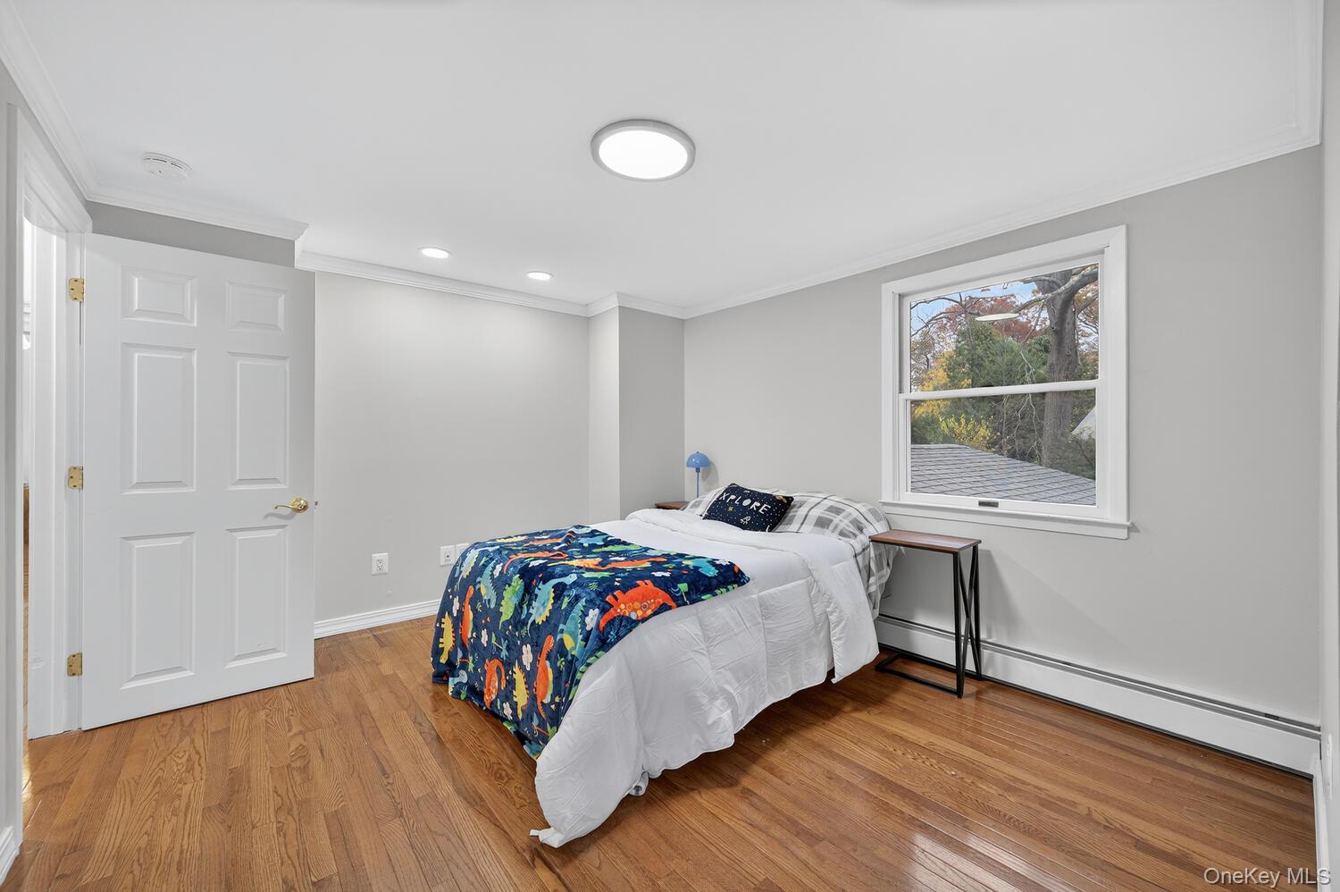 7 Claire Avenue, Huntington Station, NY 11746