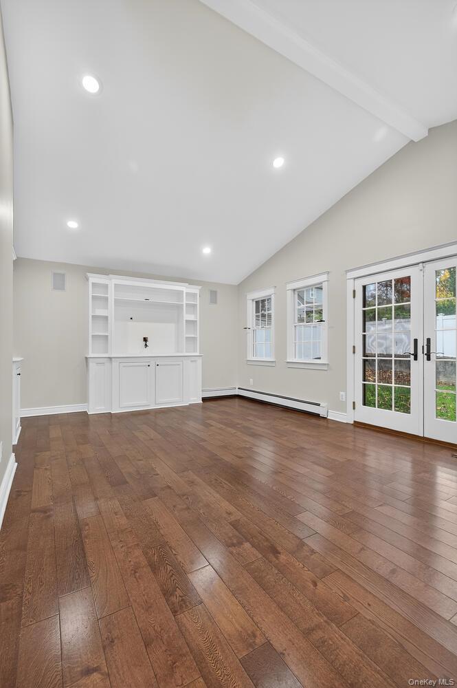 7 Claire Avenue, Huntington Station, NY 11746