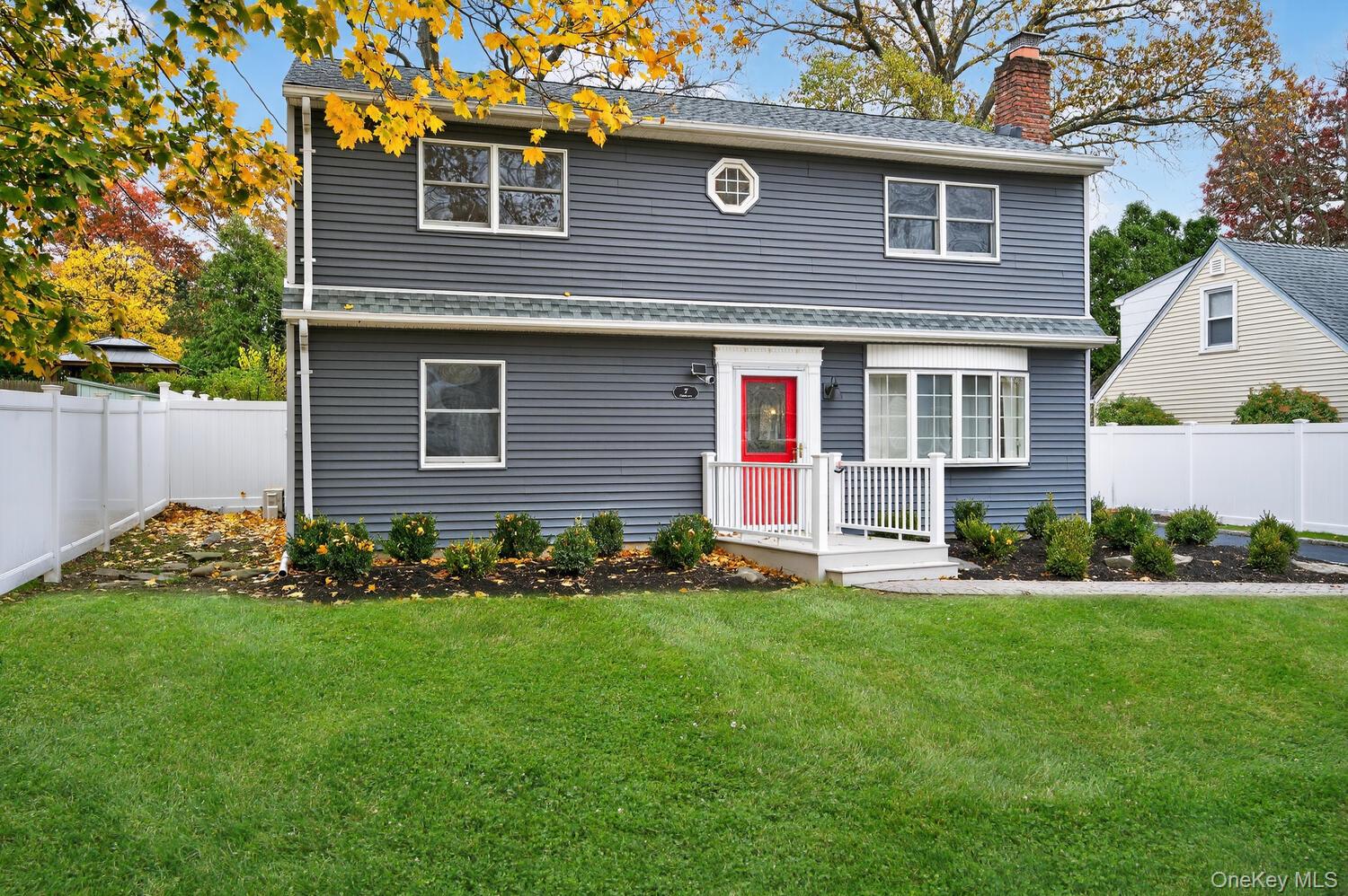 7 Claire Avenue, Huntington Station, NY 11746