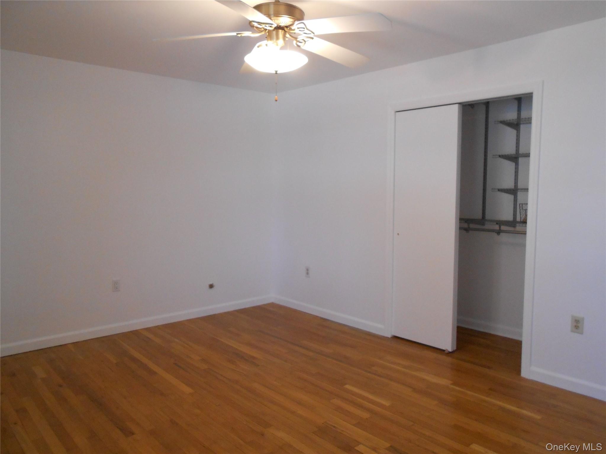 2 Bushwick Street # Upstairs, Melville, NY 11747