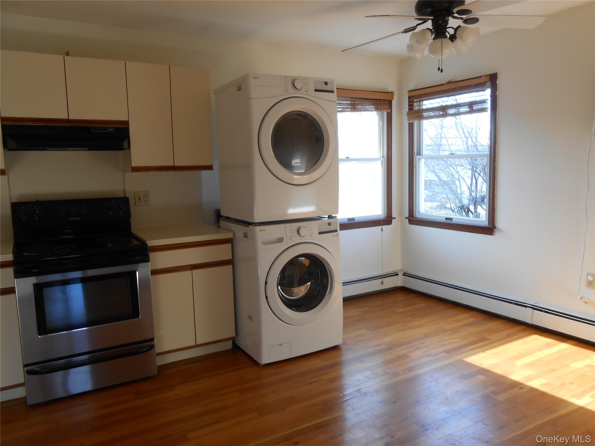 2 Bushwick Street # Upstairs, Melville, NY 11747