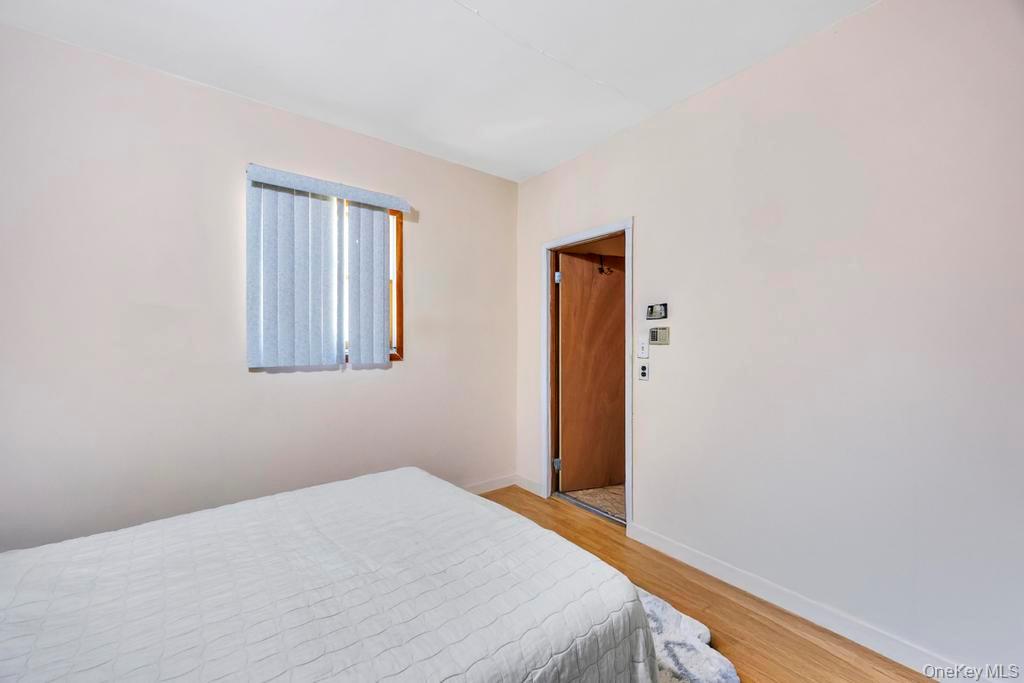 53 Stevenson Place, Deer Park, NY 11729