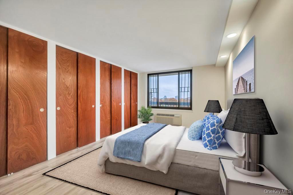 15038 Union Turnpike # 12K, Kew Garden Hills, NY 11367