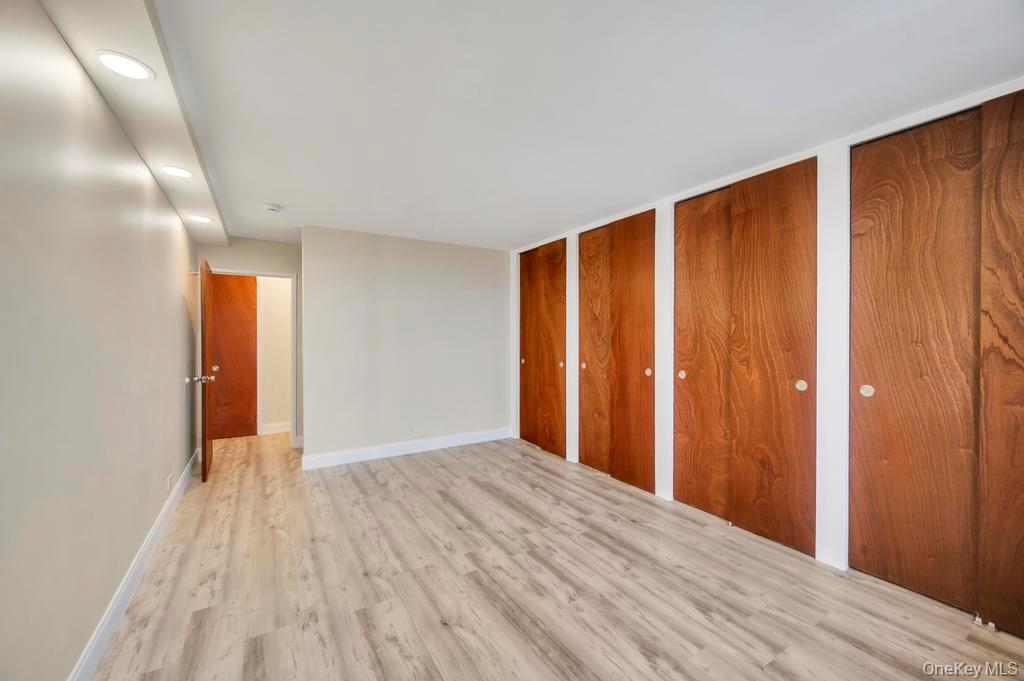 15038 Union Turnpike # 12K, Kew Garden Hills, NY 11367