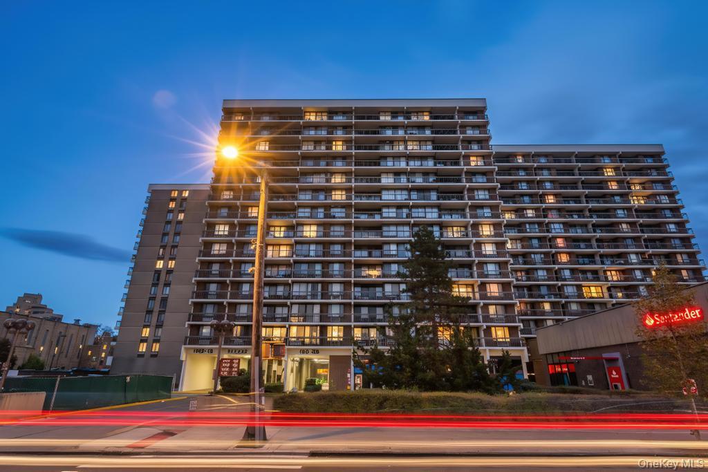 15038 Union Turnpike # 12K, Kew Garden Hills, NY 11367