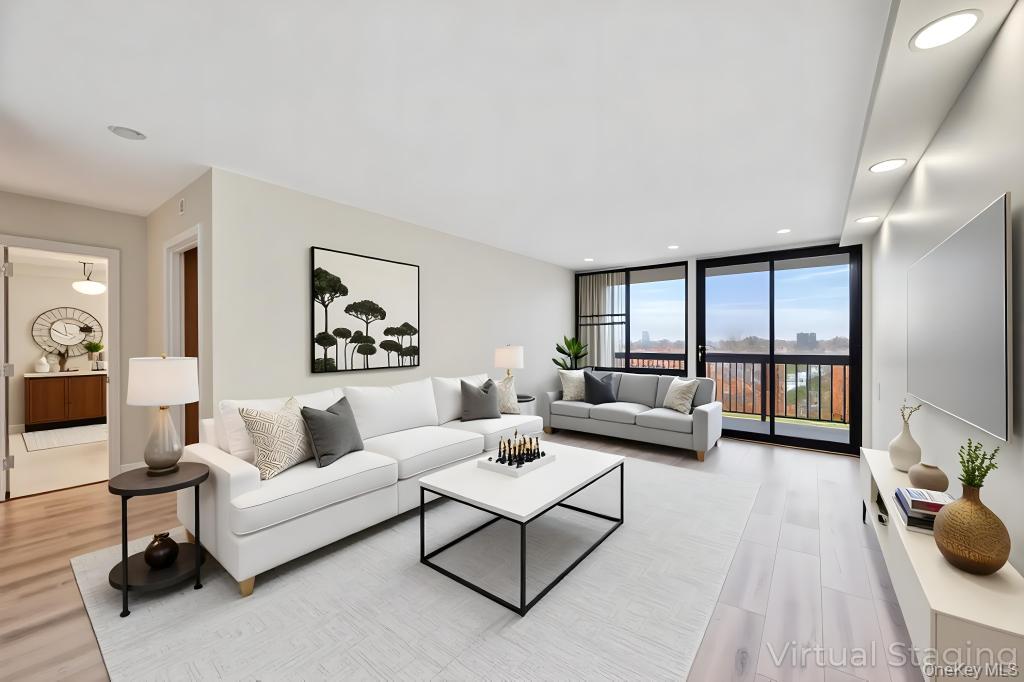 15038 Union Turnpike # 12K, Kew Garden Hills, NY 11367