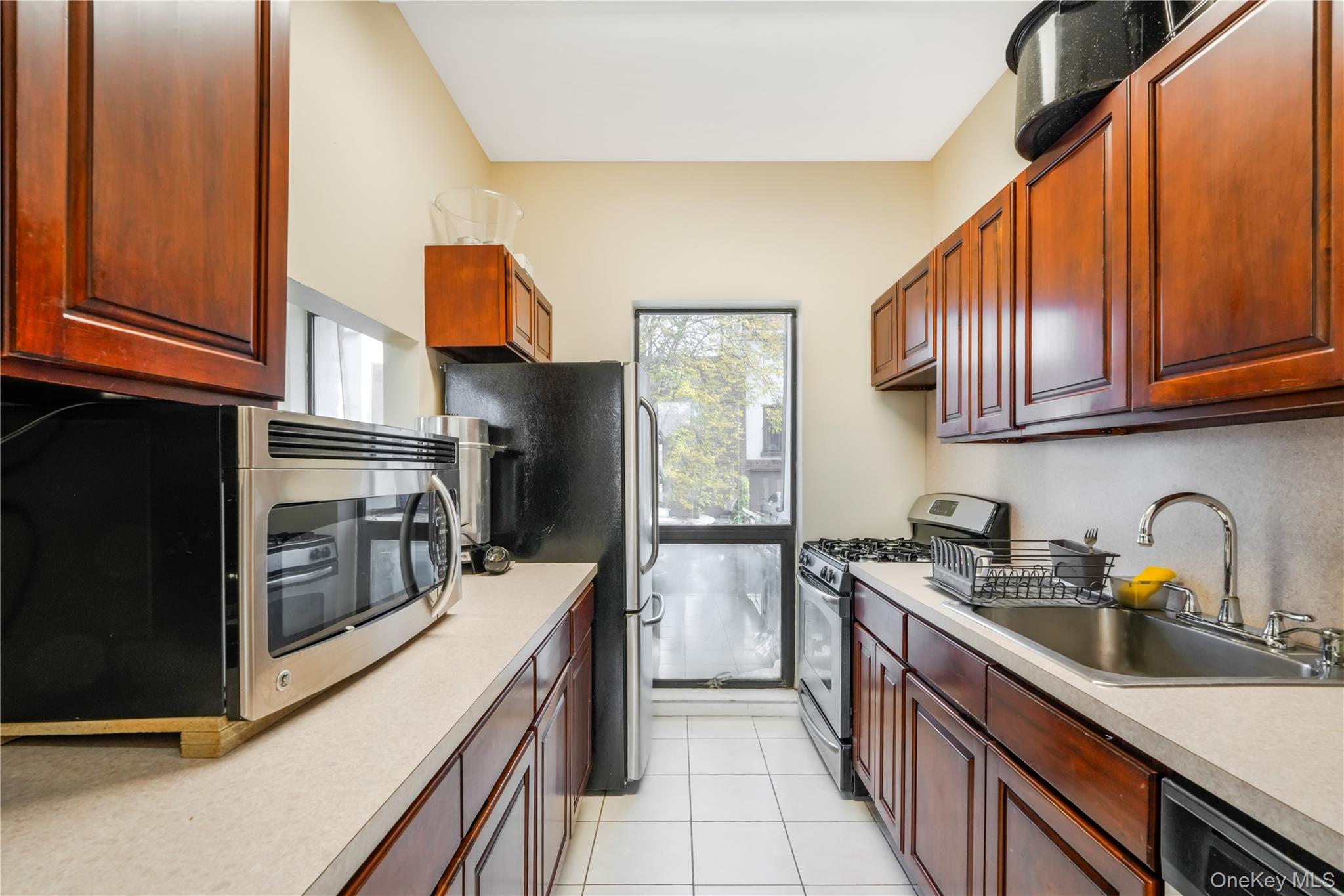 427 Schorr Drive # 36A, College Point, NY 11356