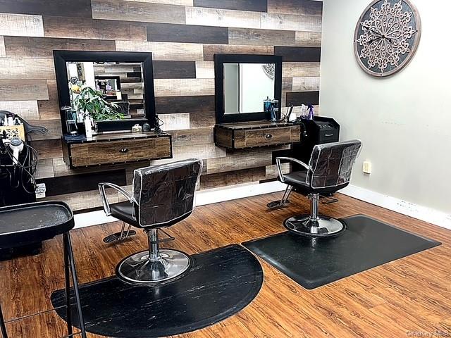 487 Main Road # B, Aquebogue, NY 11931