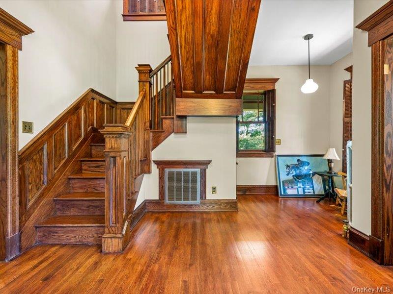 2 Pine Hill Road, Chester, NY 10918