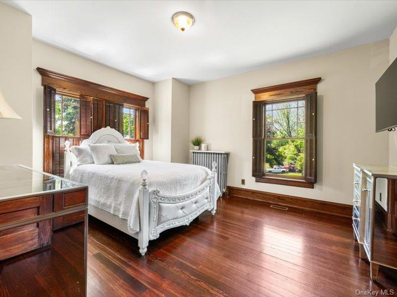 2 Pine Hill Road, Chester, NY 10918