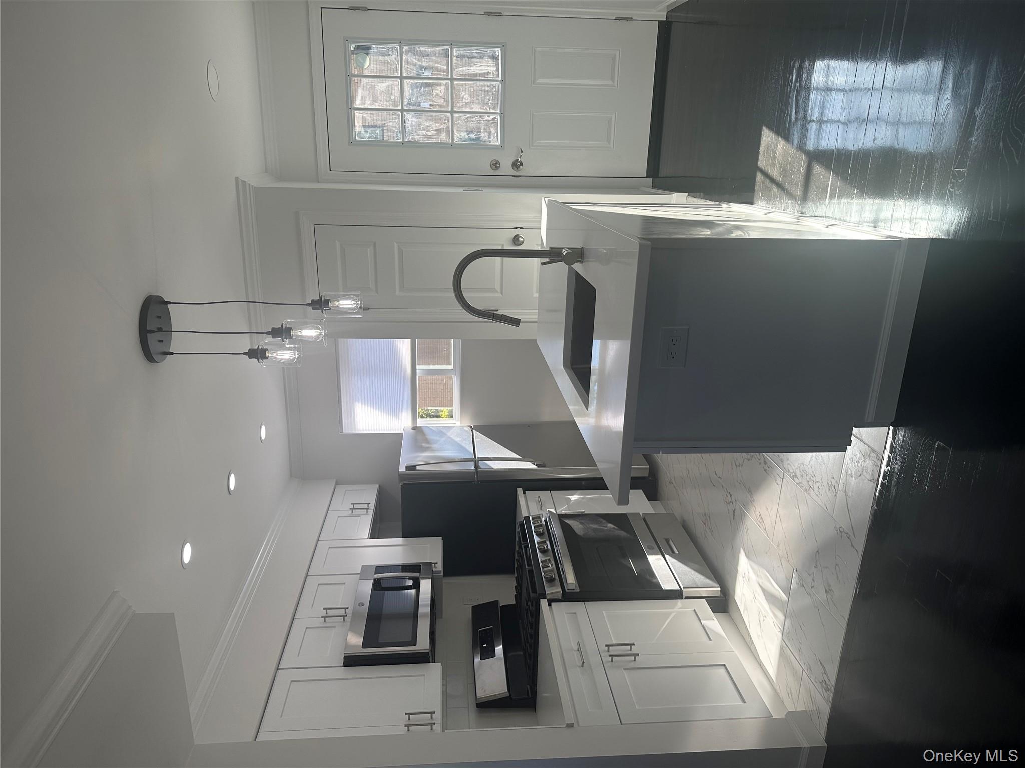 8 Central Drive # 4, Nanuet, NY 10954