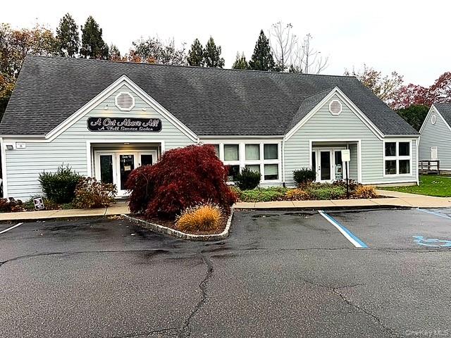 487 Main Road # B, Aquebogue, NY 11901