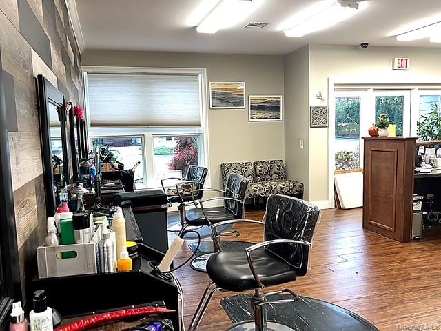 487 Main Road # B, Aquebogue, NY 11901