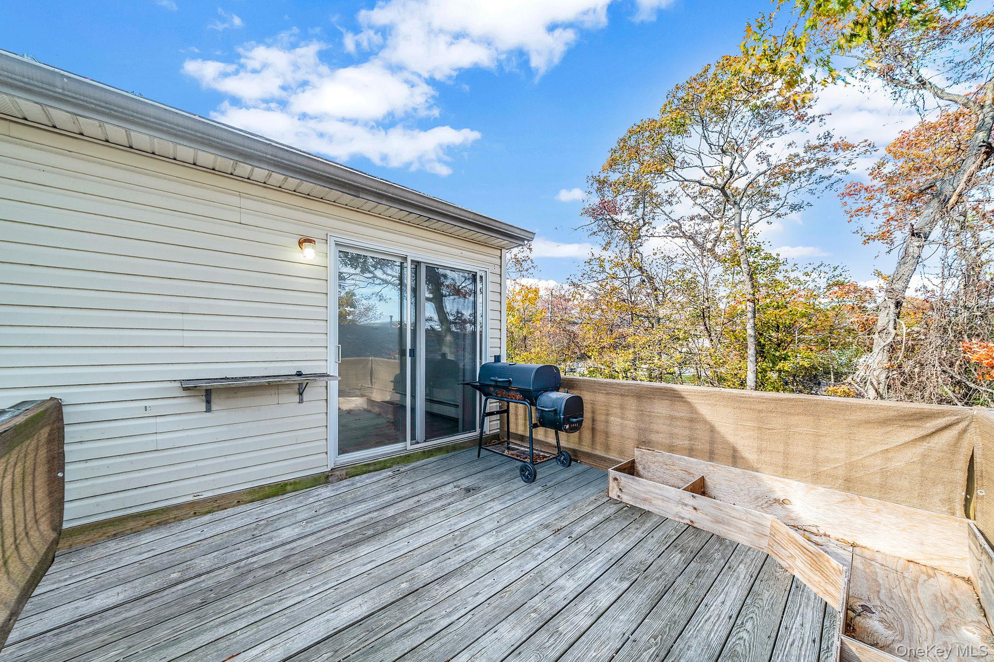 1 Wendy Drive, Farmingville, NY 11738