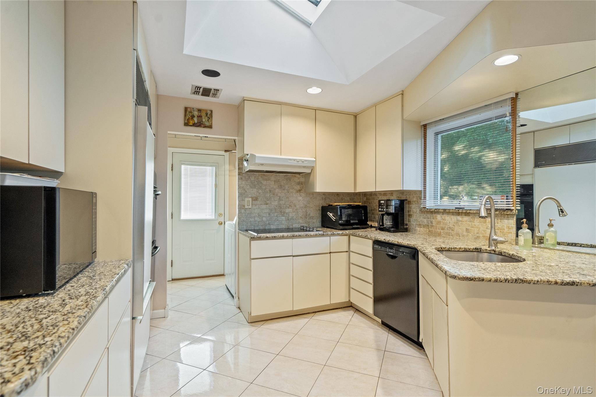 48 Fairfield Drive, Dix Hills, NY 11746