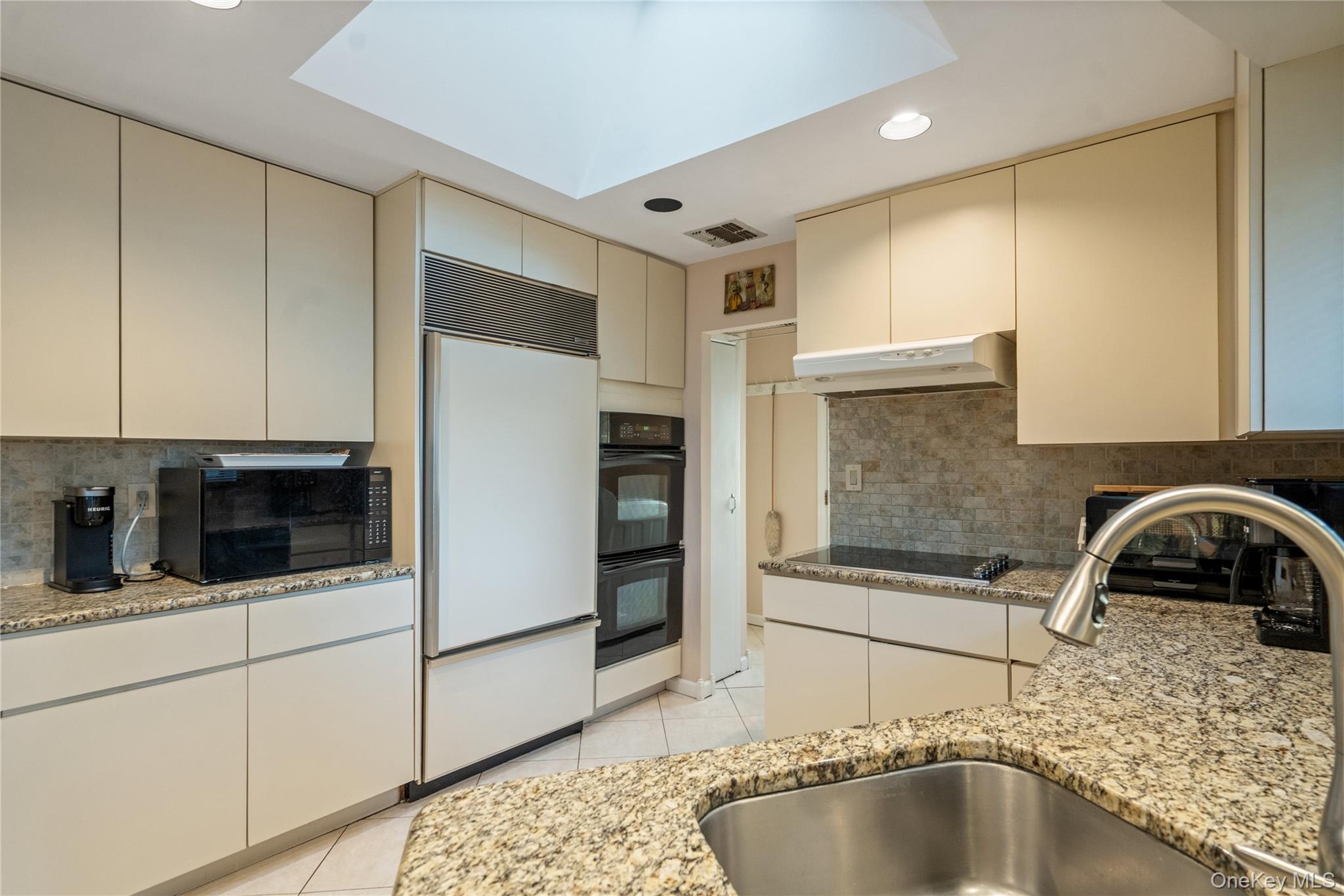 48 Fairfield Drive, Dix Hills, NY 11746