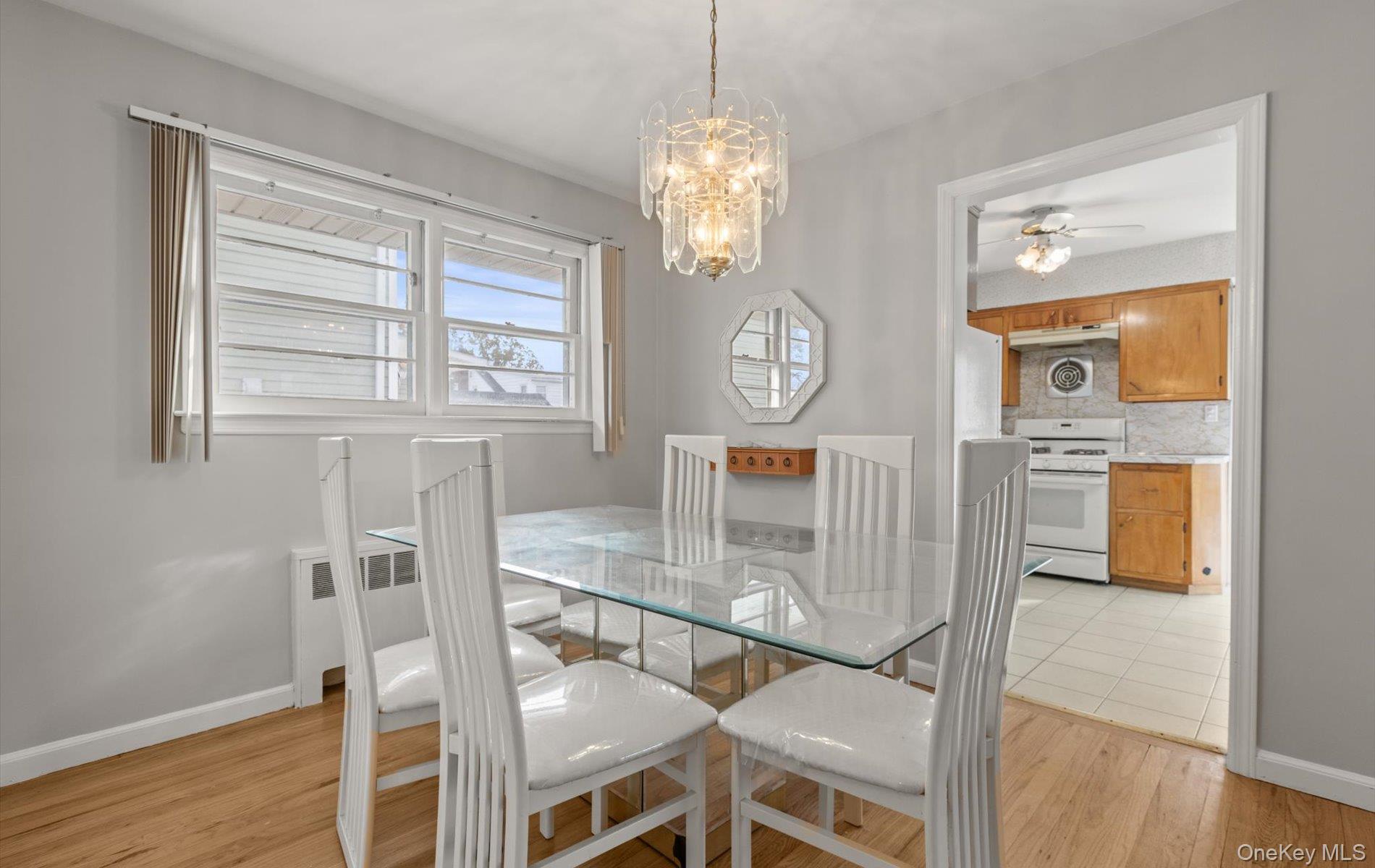 124 Kilburn Road S, Garden City South, NY 11530